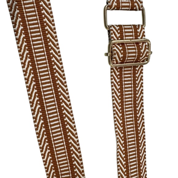 Crossbody Quilted Cream and Brown Bag Adjustable Strap - Picture 4 of 7